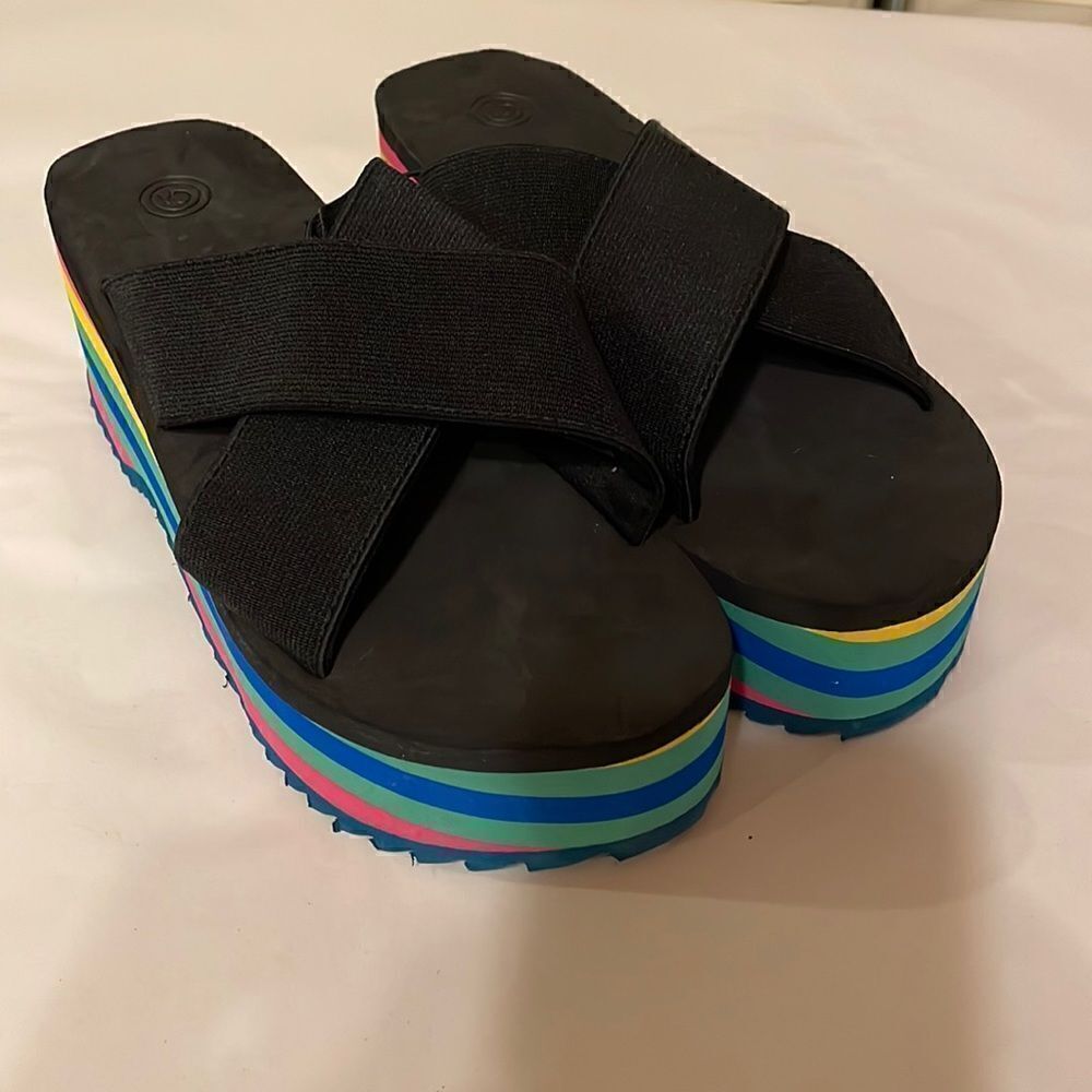 UO Sandals NWOT